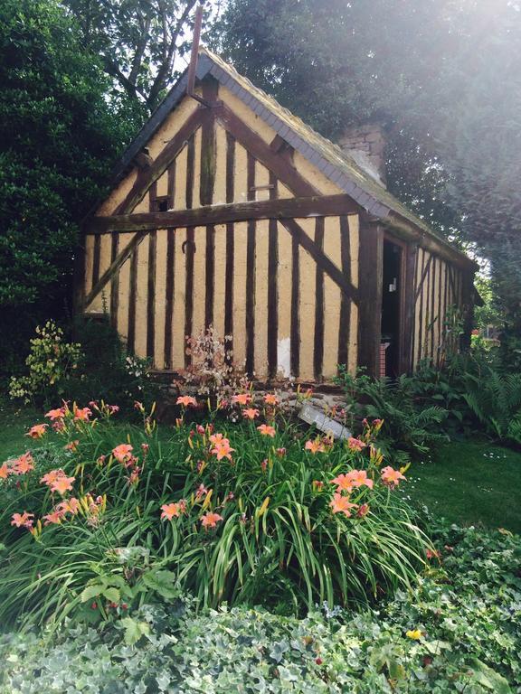 Bed and Breakfast Ferme De La Gortiere Le Teilleul Exterior foto