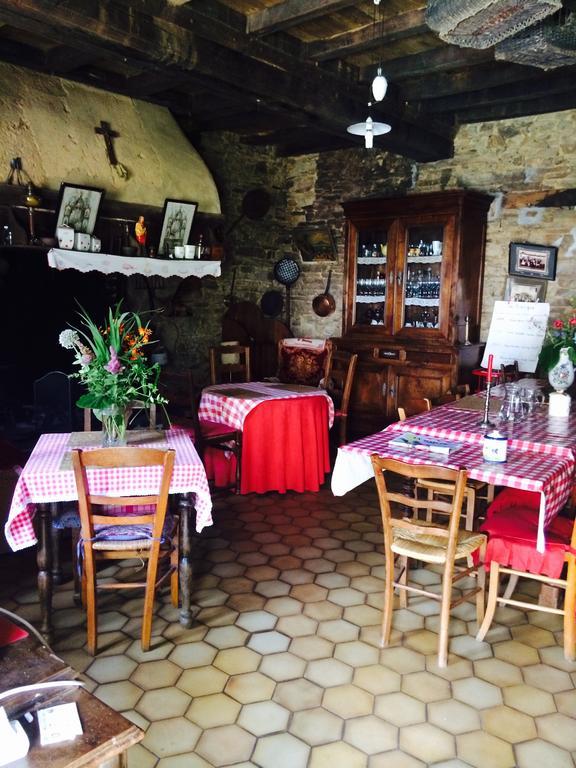 Bed and Breakfast Ferme De La Gortiere Le Teilleul Exterior foto