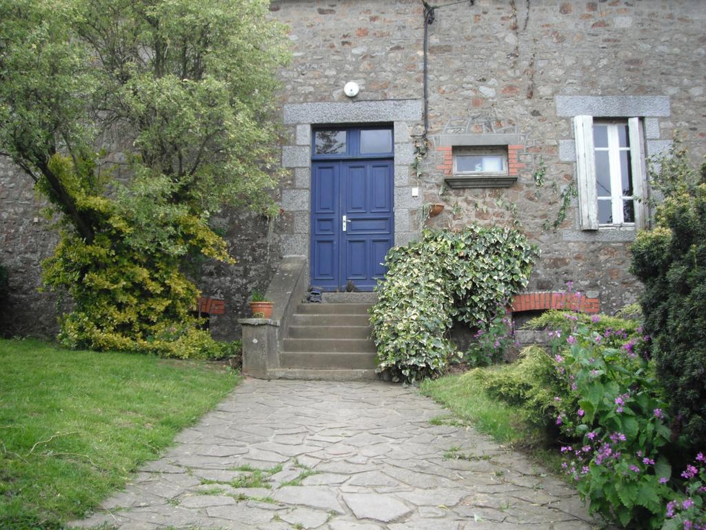 Bed and Breakfast Ferme De La Gortiere Le Teilleul Exterior foto